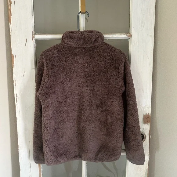 Patagonia Plush Fleece in Dusty Purple - Picture 5 of 8